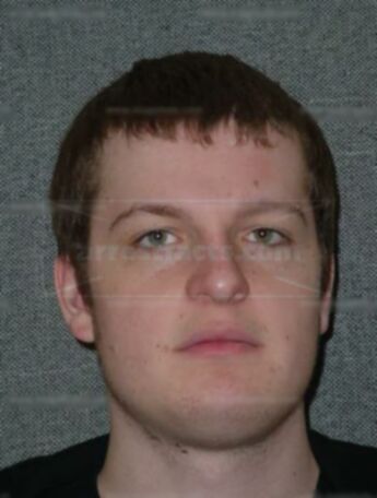 Ethan R Kruizenga