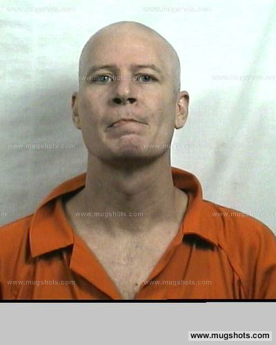 Bobby J Schoonover