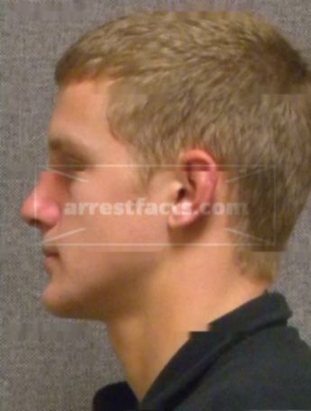 Kyle R Trace