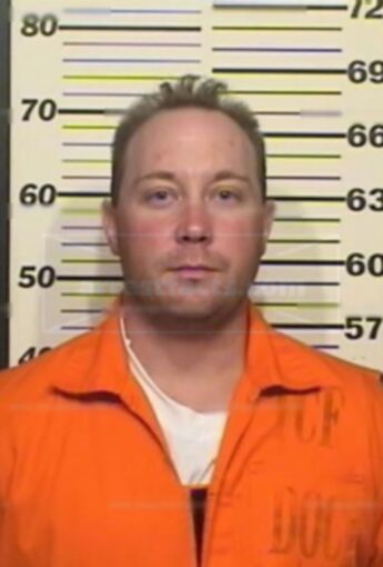 Weston L Vandyne