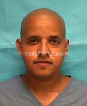 Benito R Lugo