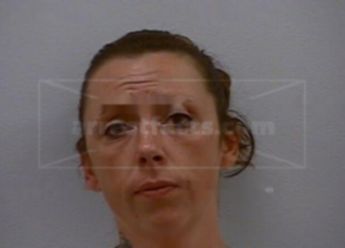 Amanda J Hughes