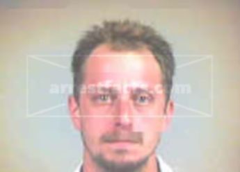 Mitchell T Lochotzki