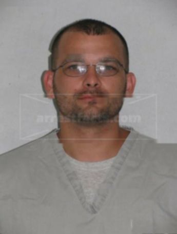 Dustin L Taylor
