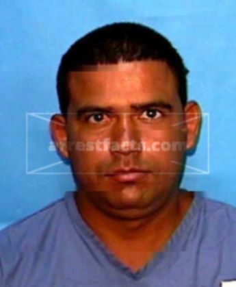 Luis Hernandez
