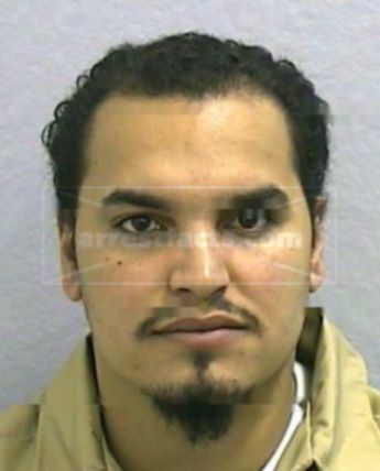 Max Burgos