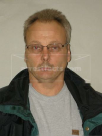 Randall J Robenhorst