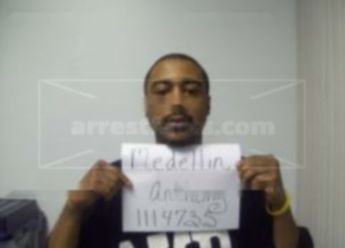 Anthony R Medellin