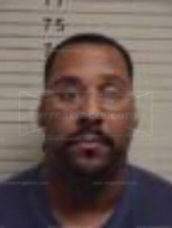 Robert Lee Banks