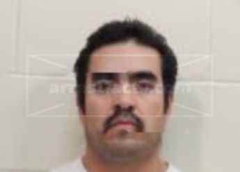 Luis A Torres