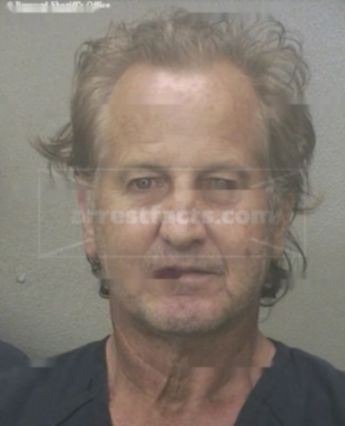 Richard Grant Connette