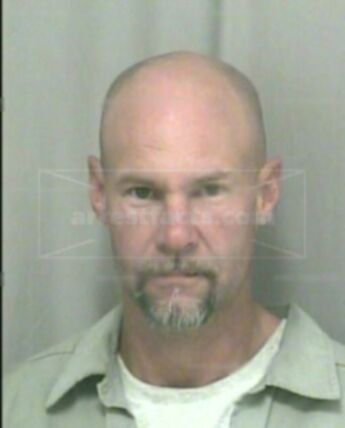 Larry M Noles
