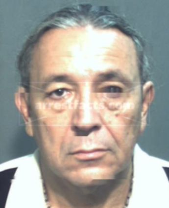 Ronald L Diaz