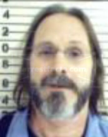 Robert L Mowery