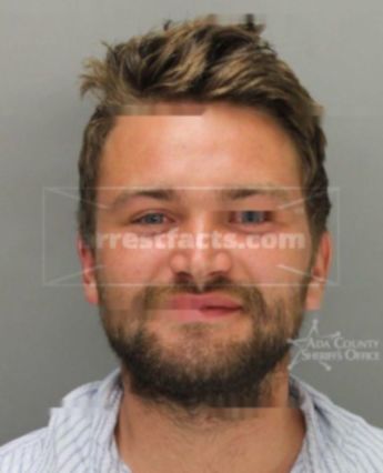 Suitter Jared Cameron