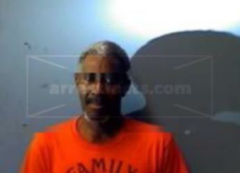 Robert L Griffin