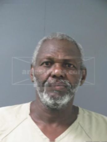 Lennis Edwards Jr.
