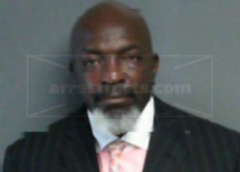 Lin Dale Davis