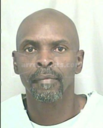 Eddie L Choates