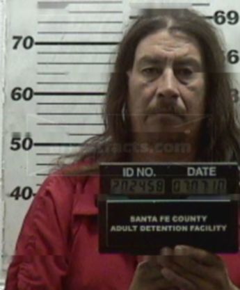 Robert L Cruz