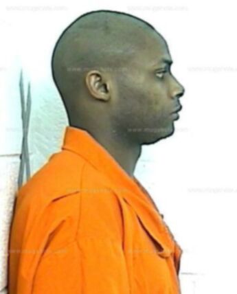 Reginald R Thomas
