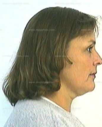 Lori J Reyburn