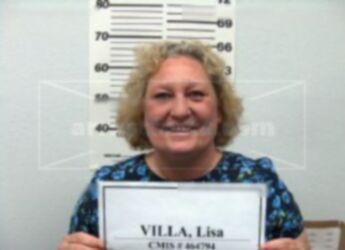 Lisa L Villa