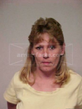 Shelly R Arterberry