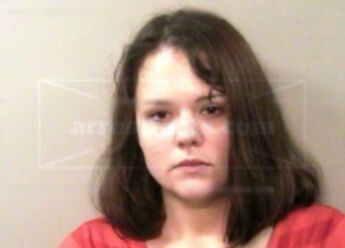 Lillian L Nichols