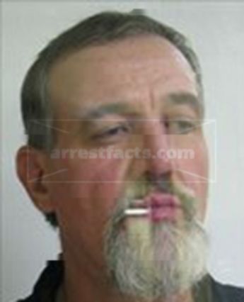 Kenneth Akens