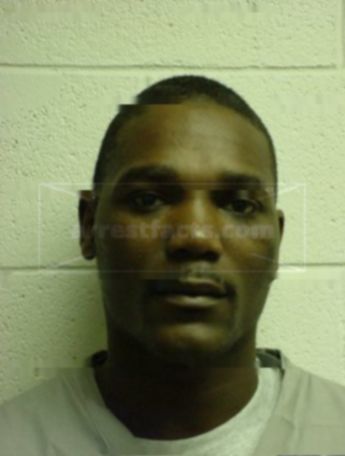 Aundre T Cade