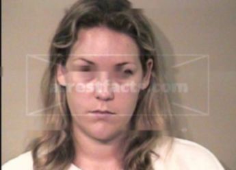 Lindsay K Dillard