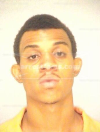 Diamond Qunshaun Davis