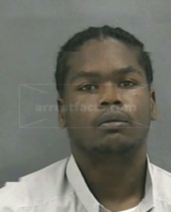 Deangelo M Hinds