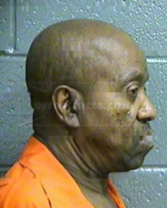 Robert Lonnie James