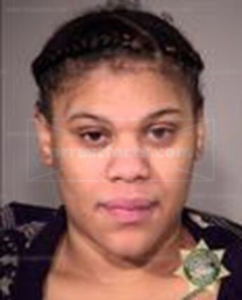 Ronisha T Carter