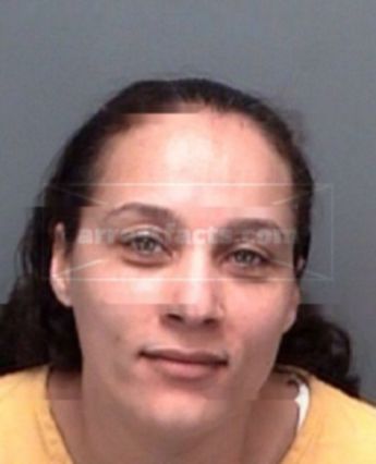 Leslie T Hagans