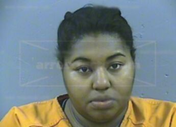 Mariah Vaniece Jones