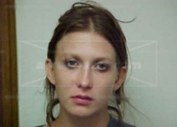 Cassie R Neurenberg