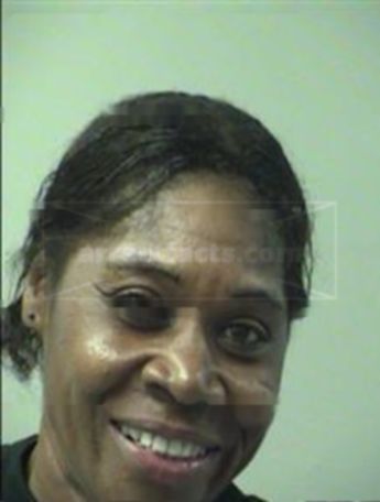Roshellie R Wilson