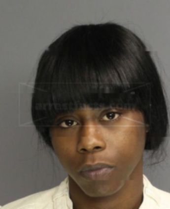 Jasmaine E Smallwood