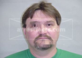 Gary L Laviolette