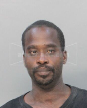 Devon Tyrone Dean