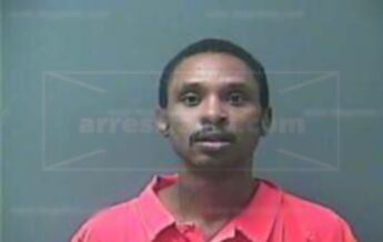 Deandre L Wright