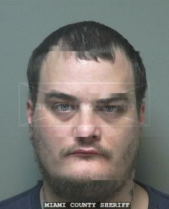 Dustin L Mcintire