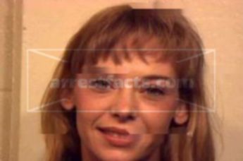 Lisa D Scott