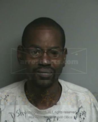 Derrick Deshon Moore