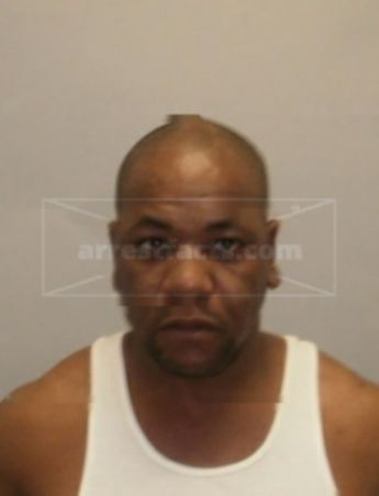 Quinton Artez Lindsey