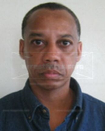 Earl Donnell Roach