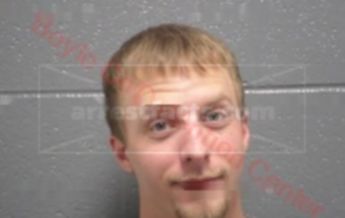 Dustin Quinn Domaika